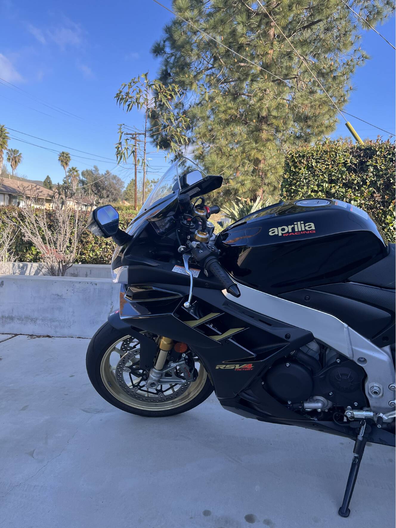 A photo of this 2022 Aprilia RSV4 FACTORY