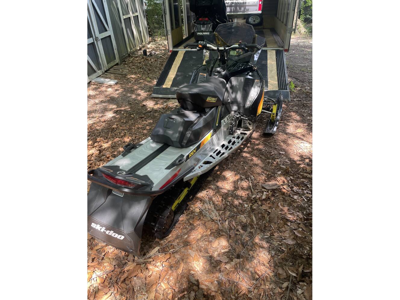 A photo of this 2019 Ski-Doo BLIZZARD