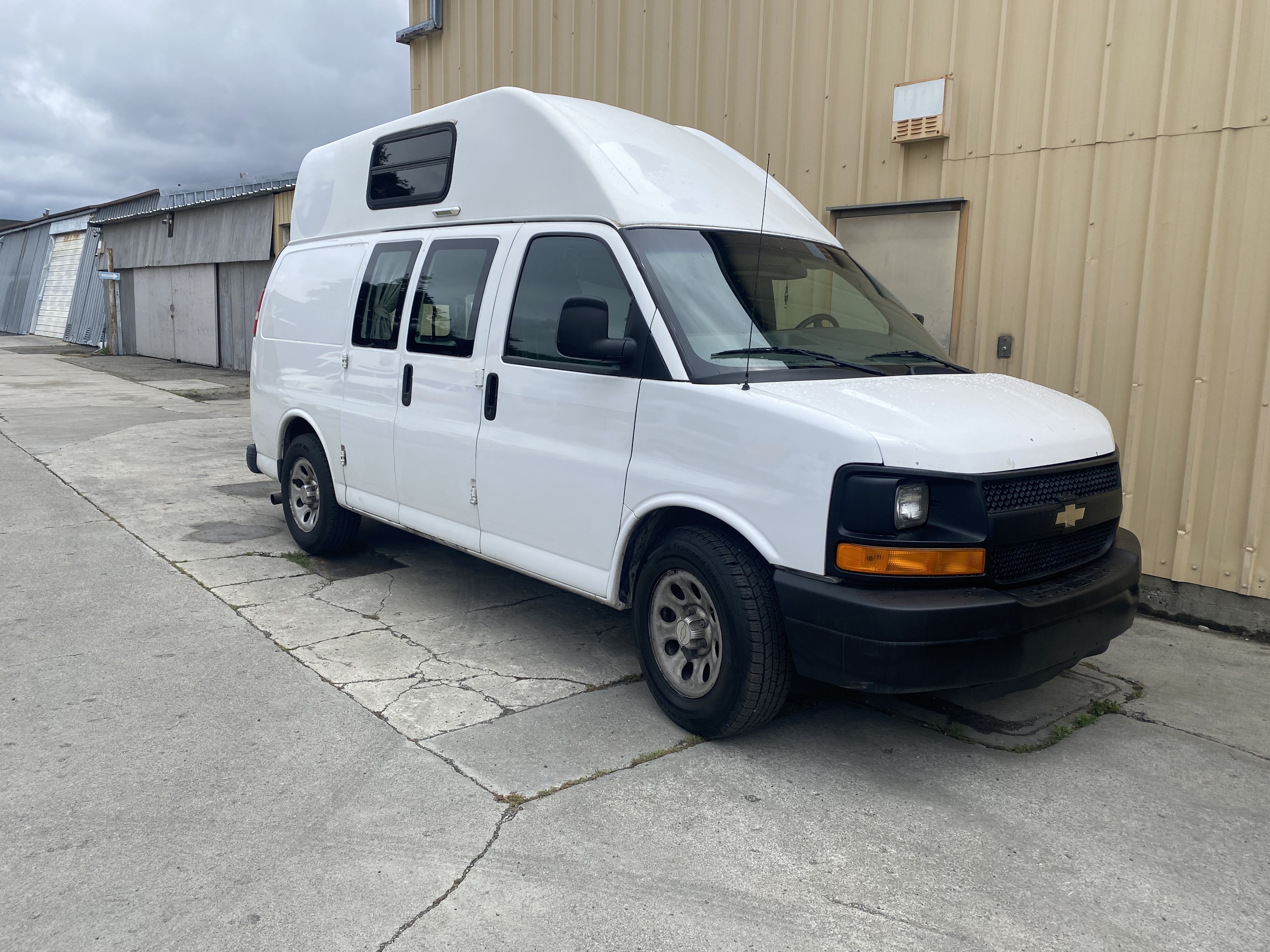 2012 Chevrolet EXPRESS 1500 Conversion Van RV