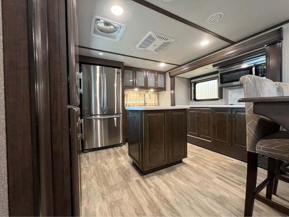 2020 Grand Design SOLITUDE 390RK-R RV