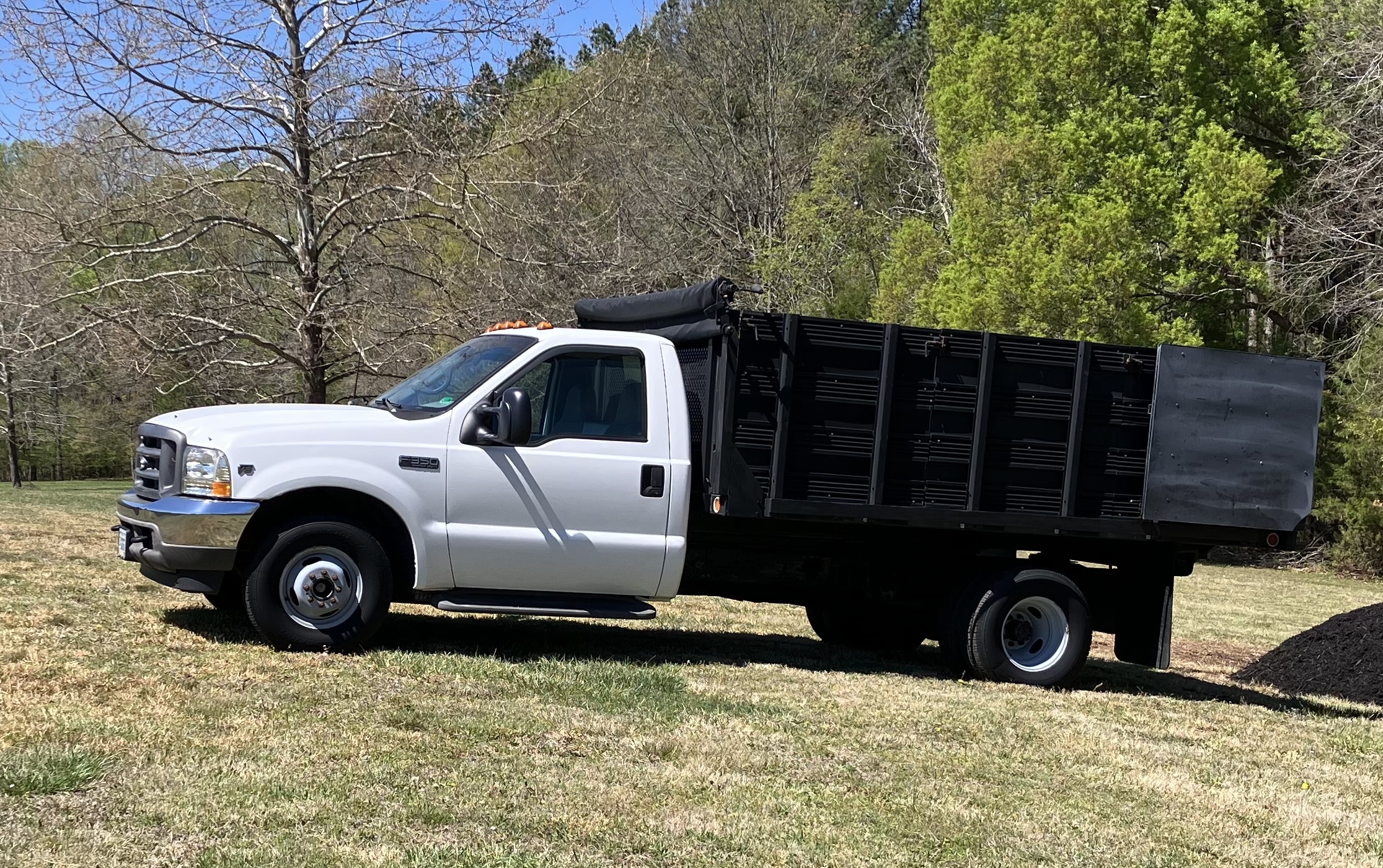 2002 FORD F350 XL XL in Fredericksburg, VA