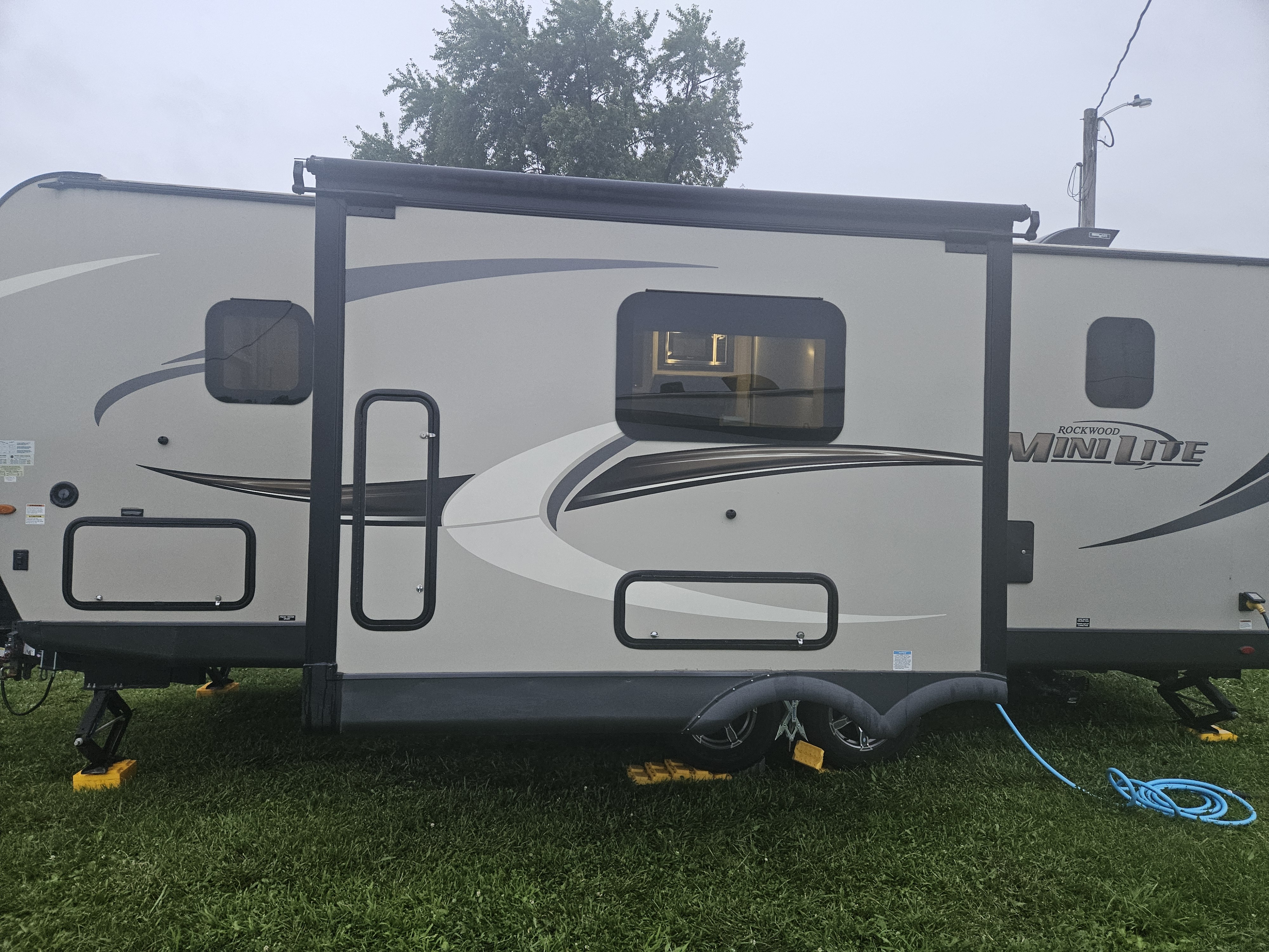 2021 Forest River ROCKWOOD MINI LITE 2509S in bellevue NE