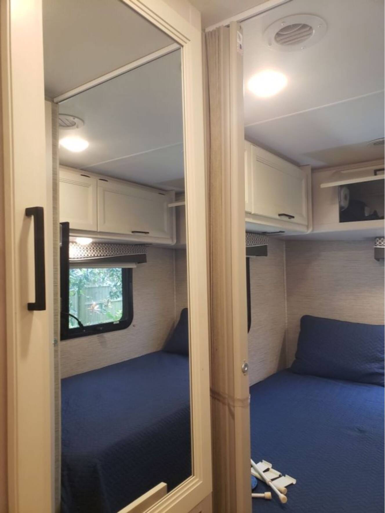 A photo of this 2023 Thor Motor Coach Axis 24.1
