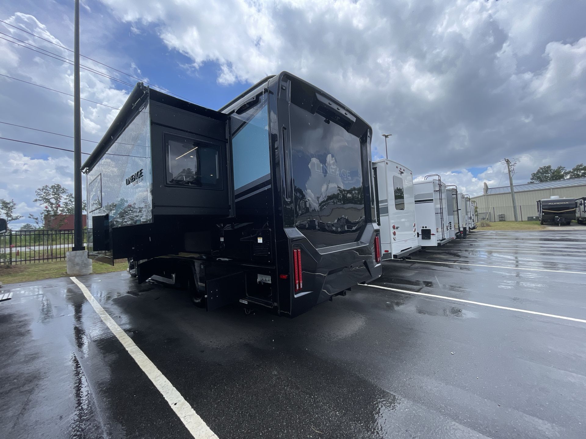 2026 Grand Design Lineage Series M 25FW in georgetown KY