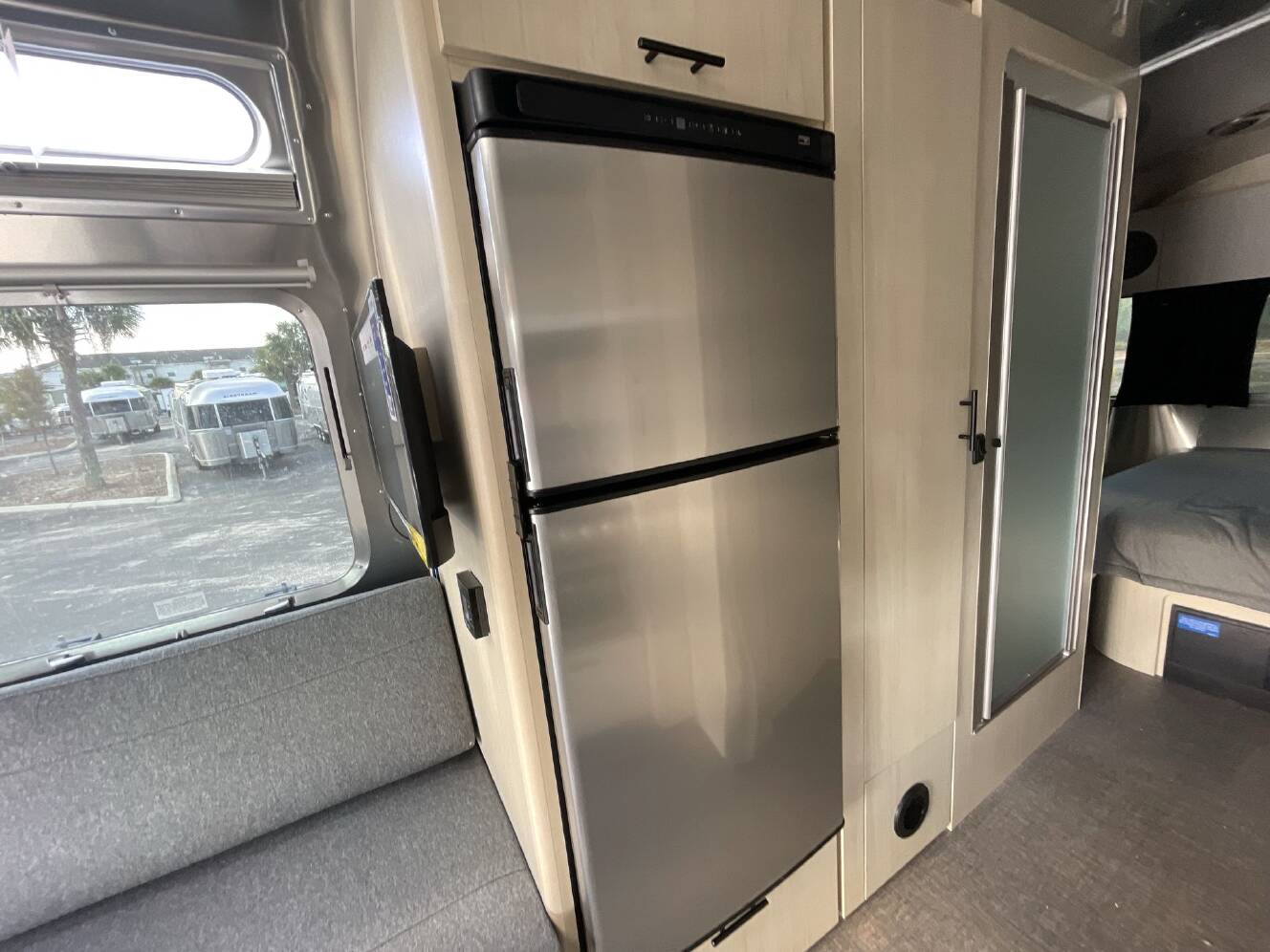 A photo of this 2025 Airstream Flying Cloud 25 FBQ