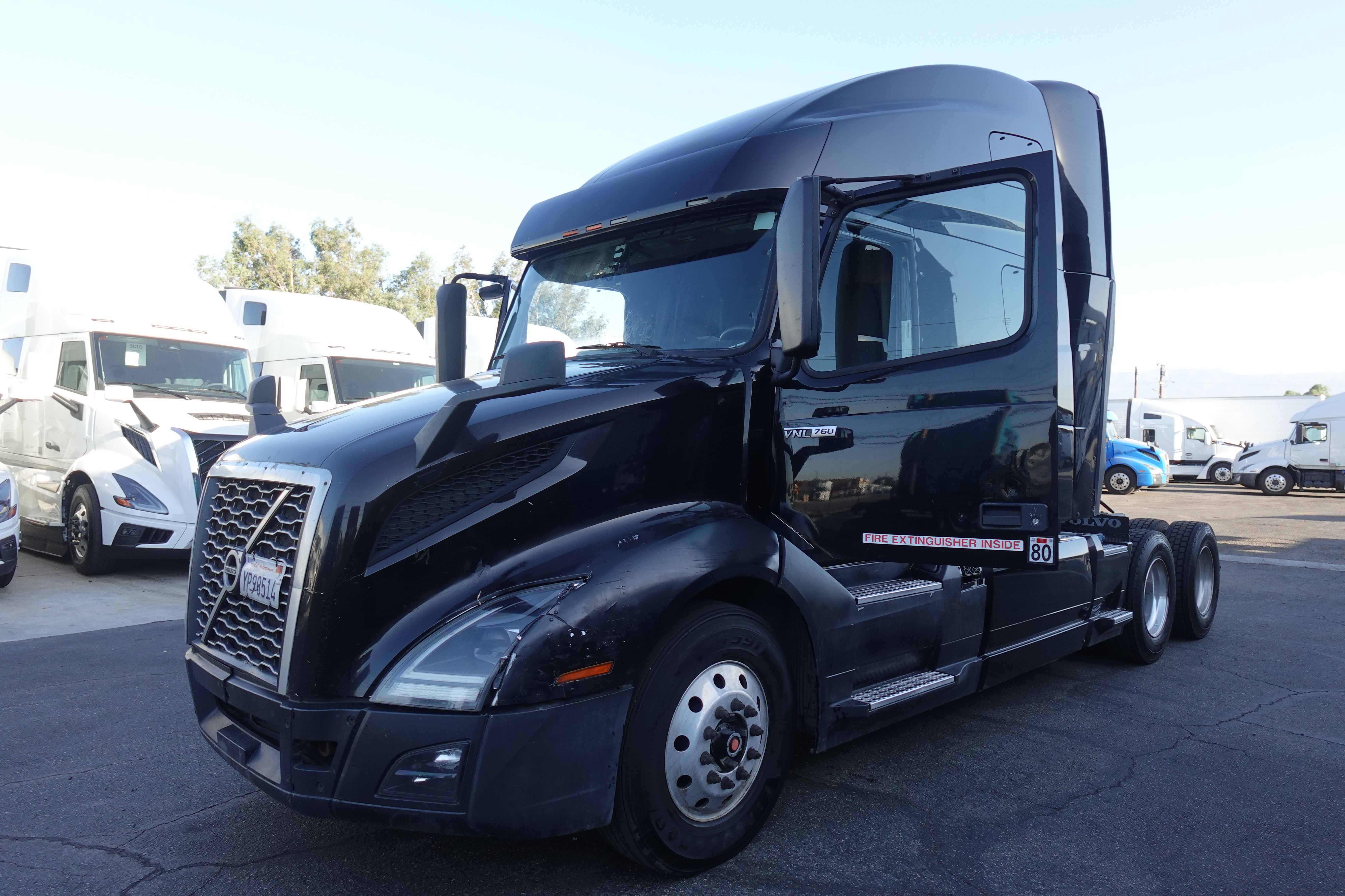 2020 VOLVO VNL 760 in Fontana, CA
