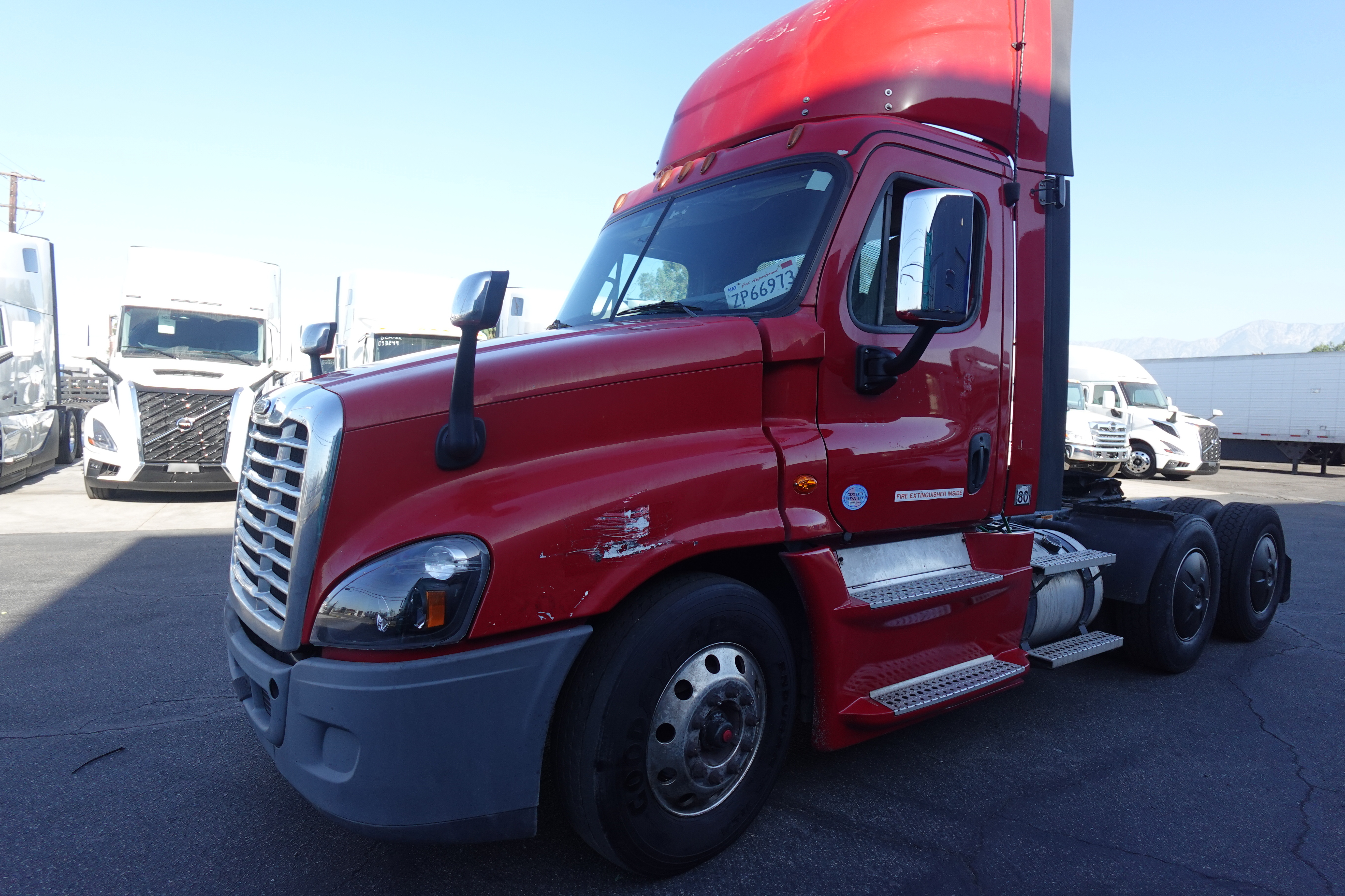 2020 FREIGHTLINER CASCADIA 125 in Fontana, CA