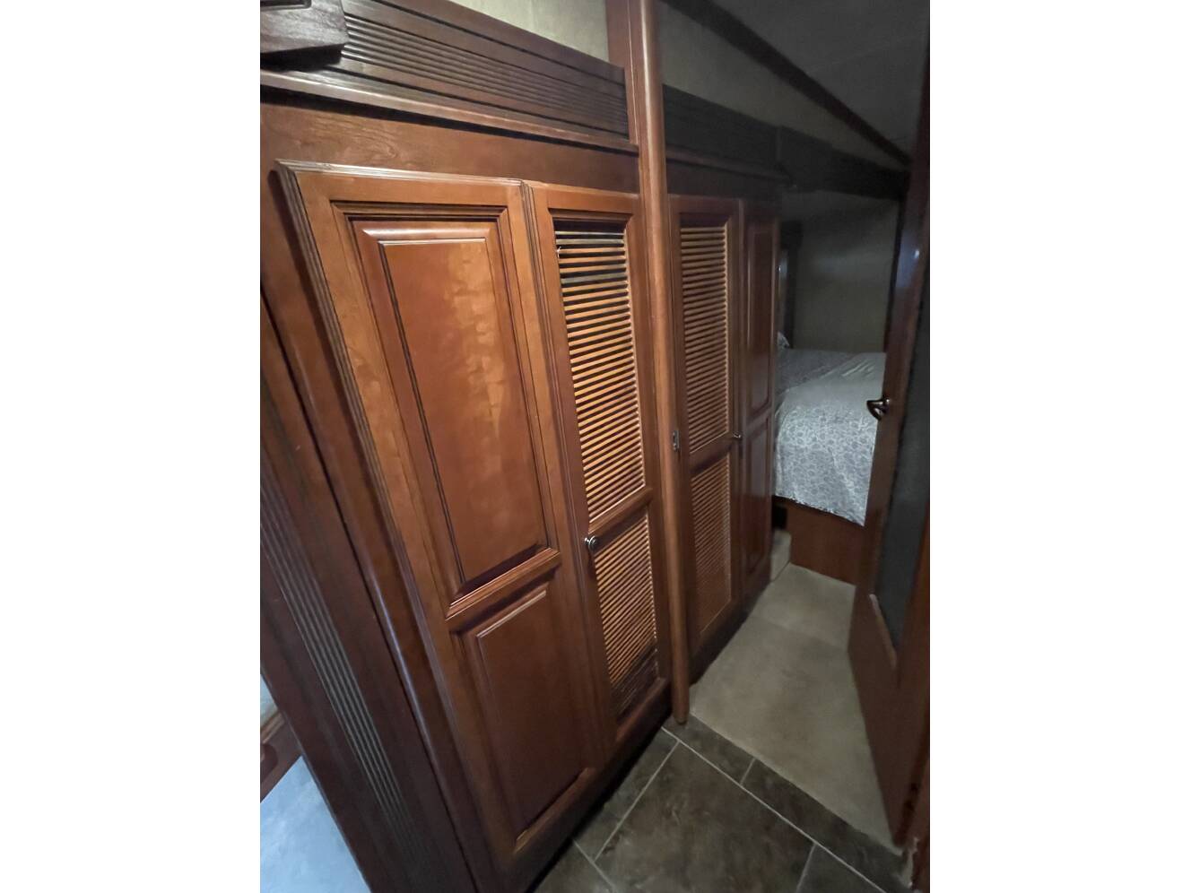A photo of this 2013 Redwood REDWOOD 36FL