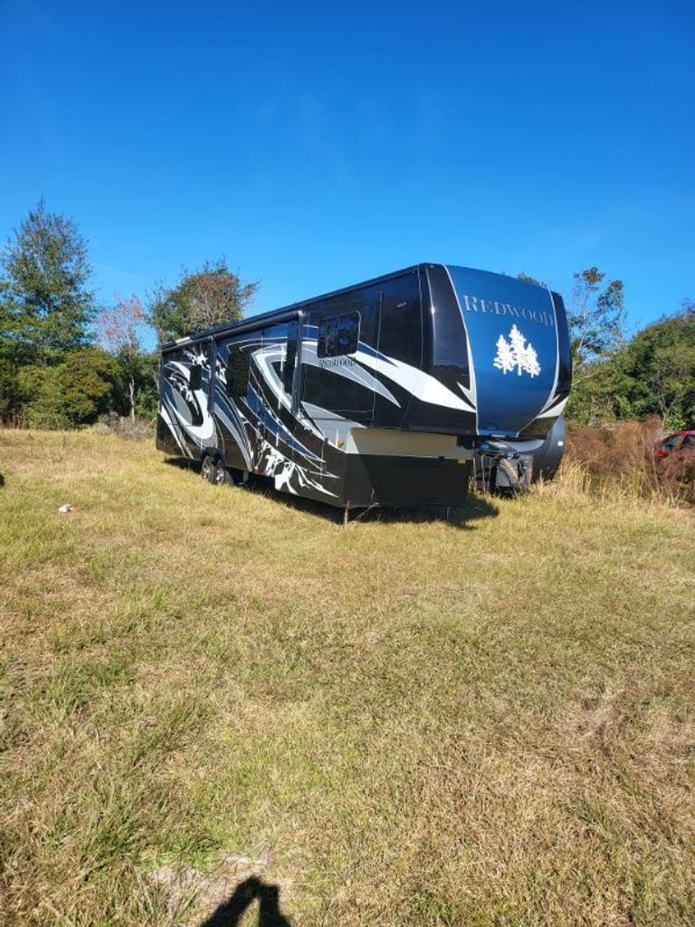 2021 Redwood Rv 5th Wheel 3981 FK in alberta AL
