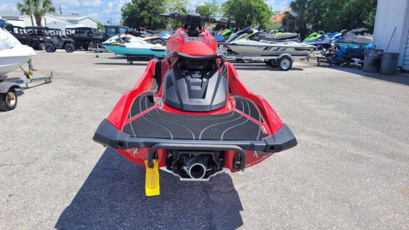 A photo of this 2026 Yamaha Waverunners GP SVHO 
