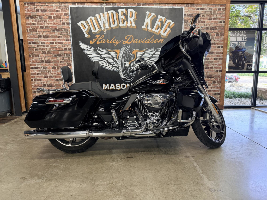 2025 Harley-Davidson Street Glide in Mason, OH
