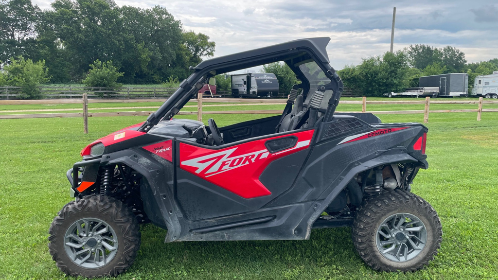 2023 CFMOTO ZFORCE 950 TRAIL - RED in marengo IL