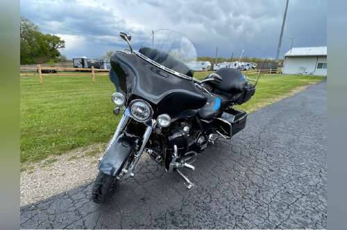 2013 Harley-Davidson CVO Ultra Classic Electra Glide Anniversary 600 TOURING in marengo IL