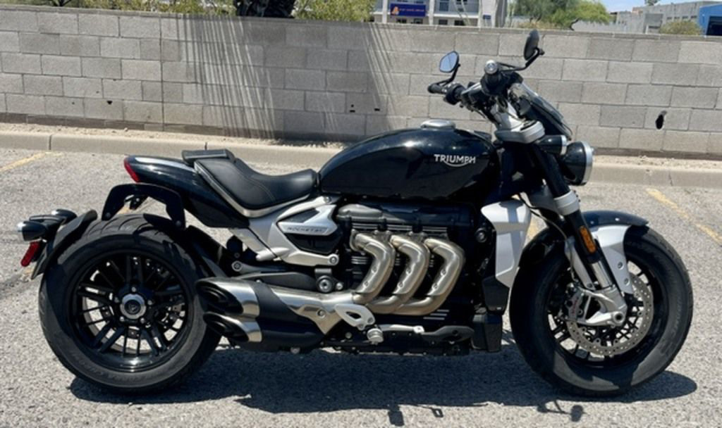 2020 Triumph Rocket 3 R Phantom Black R in Tucson, AZ