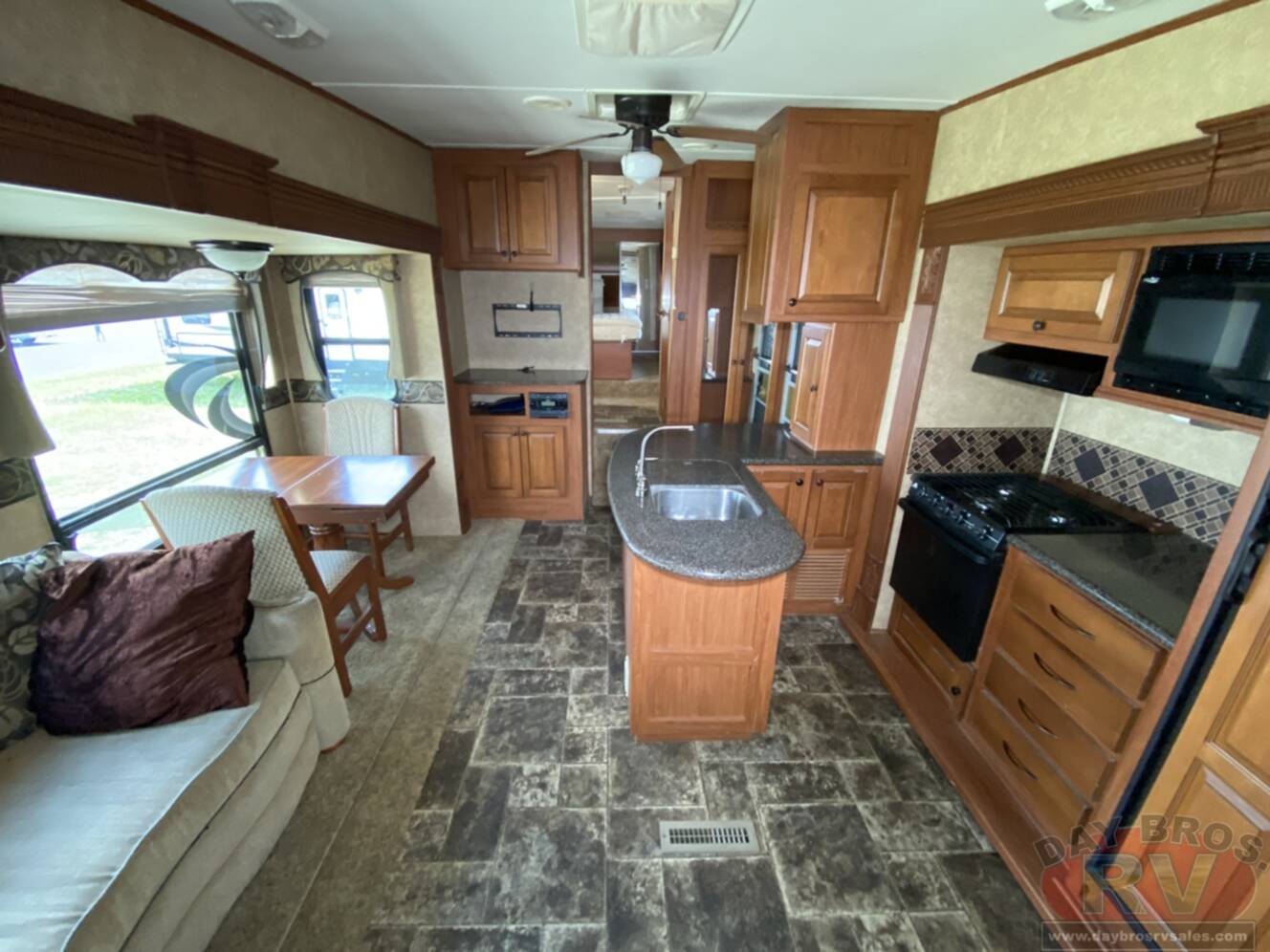 A photo of this 2012 Heartland Greystone 29MK