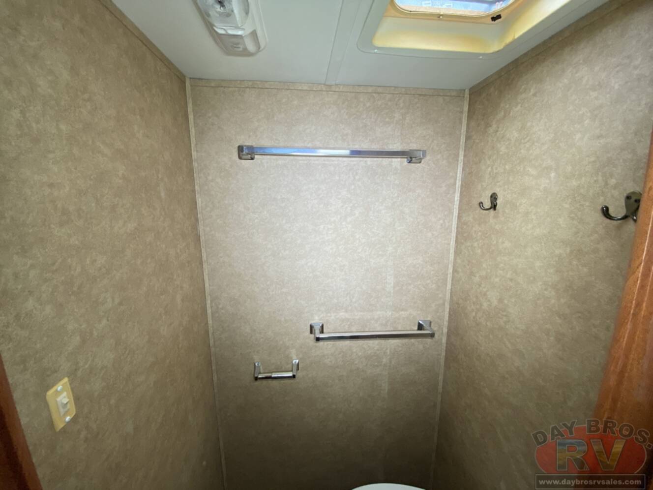 A photo of this 2012 Heartland Greystone 29MK