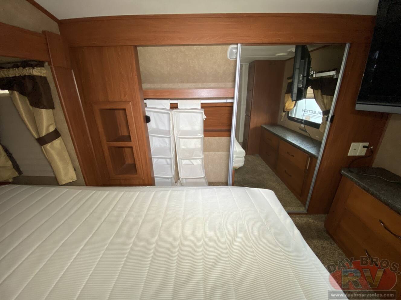 A photo of this 2012 Heartland Greystone 29MK
