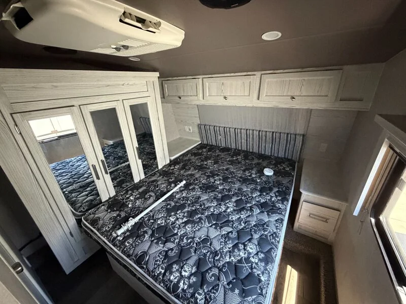 2021 Eclipse RV Attitude 3322SAG