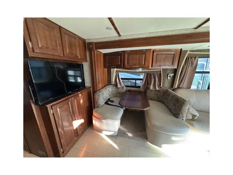 2015 FOREST RIVER GEORGETOWN XL 334QS