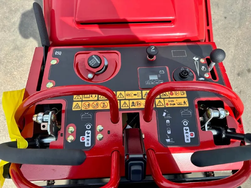 2023 Toro Ultra Buggy® 2500-T (68138)