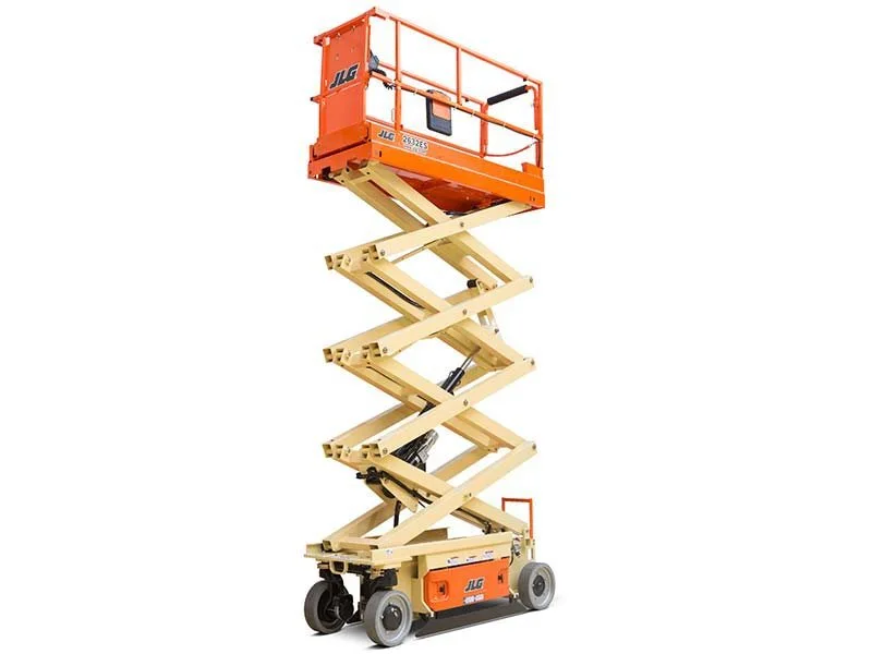 2015 JLG 2632ES