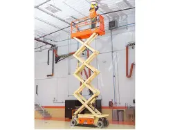 2015 JLG 2632ES