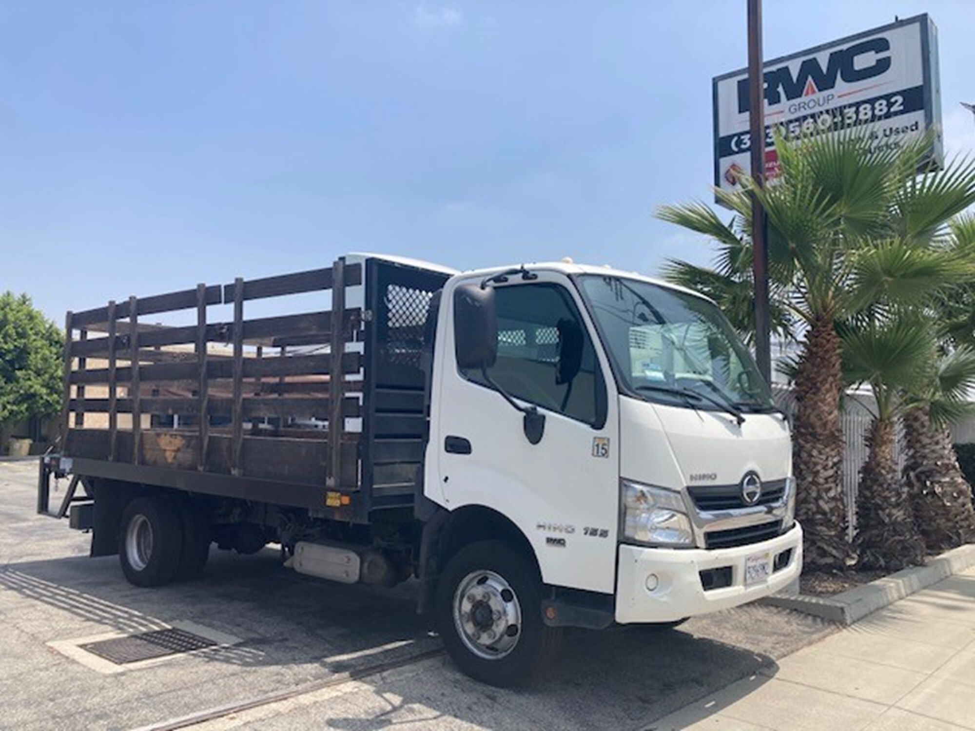 2017 HINO 155 in Huntington Park, CA