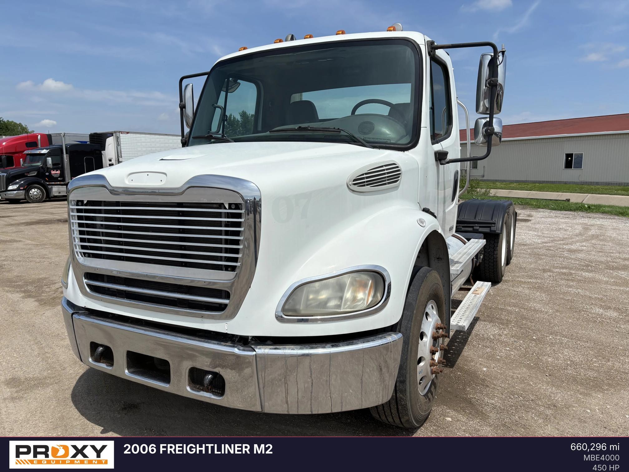 2006 FREIGHTLINER M2 112