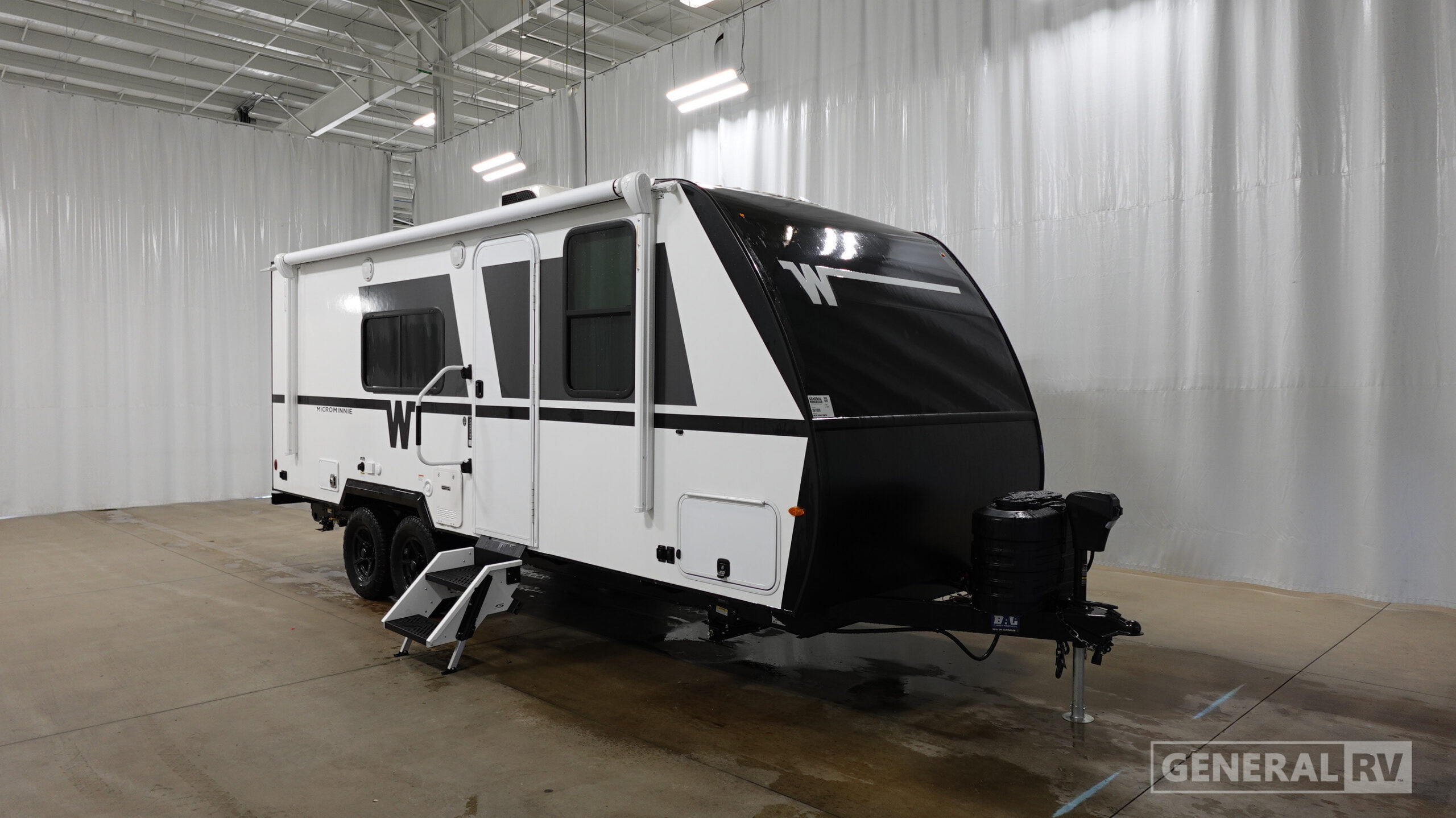 2027 Winnebago MICRO MINNIE 2200FBH in elizabetown PA