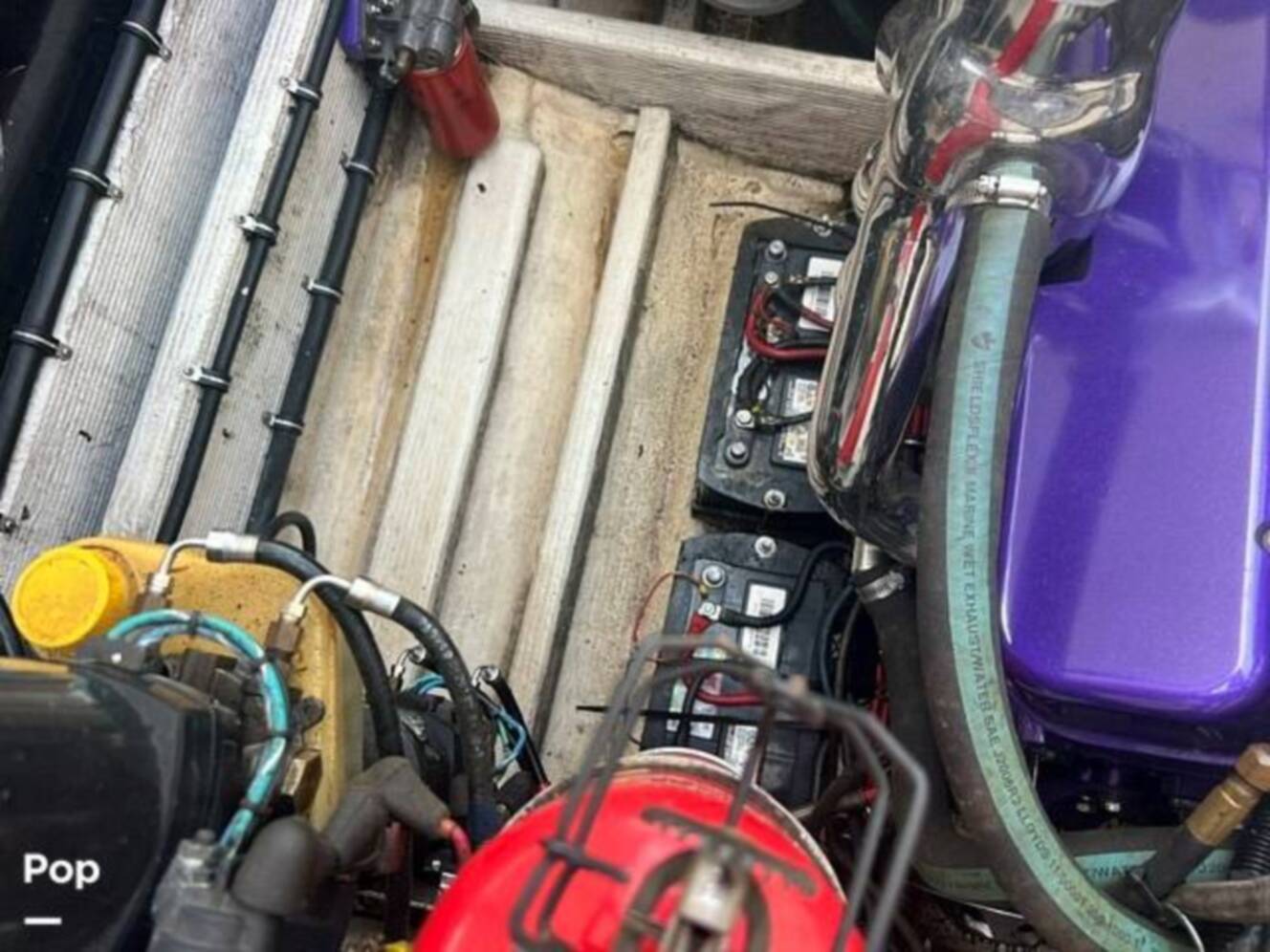 A photo of this 1998 Fountain Lightning 42