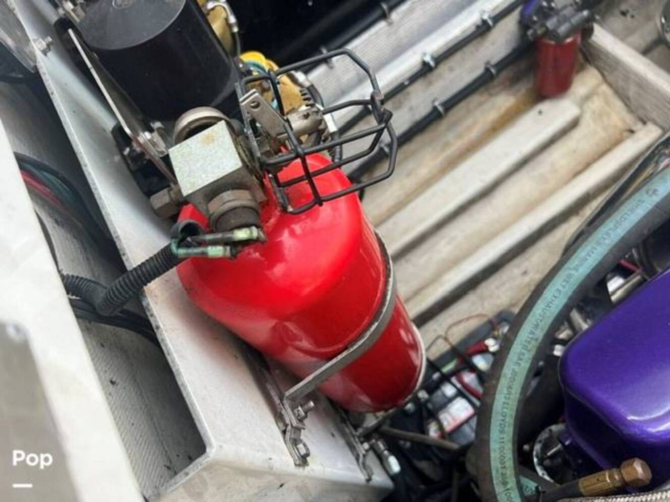 A photo of this 1998 Fountain Lightning 42