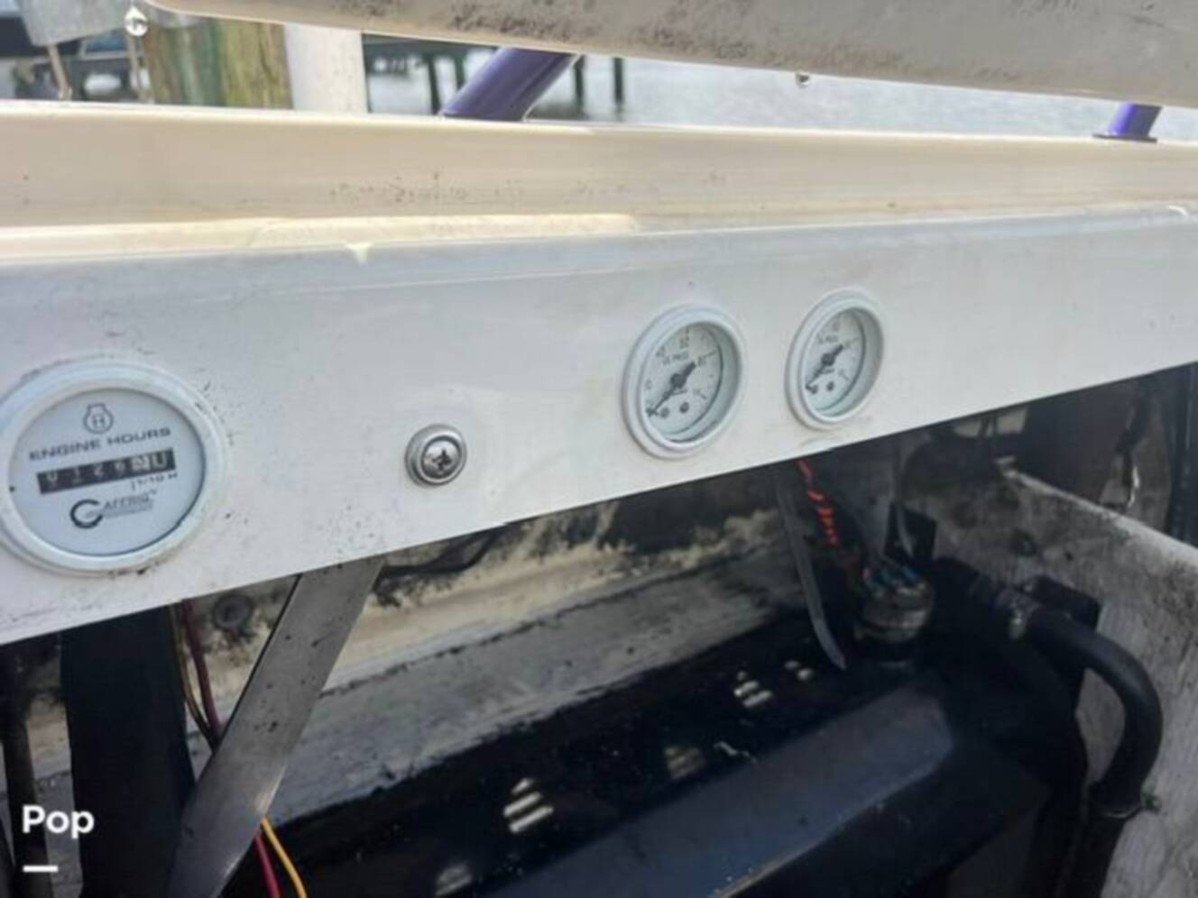 A photo of this 1998 Fountain Lightning 42