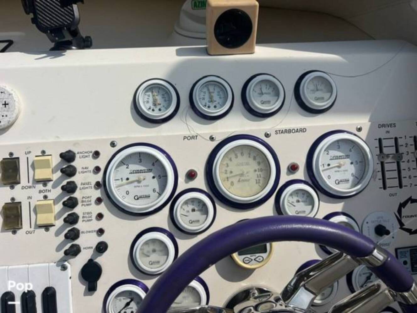 A photo of this 1998 Fountain Lightning 42