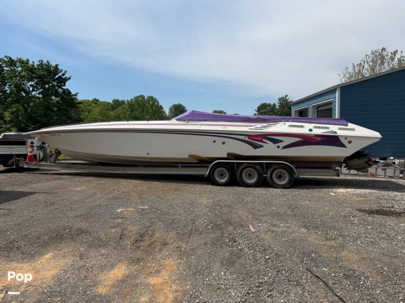 A photo of this 1998 Fountain Lightning 42