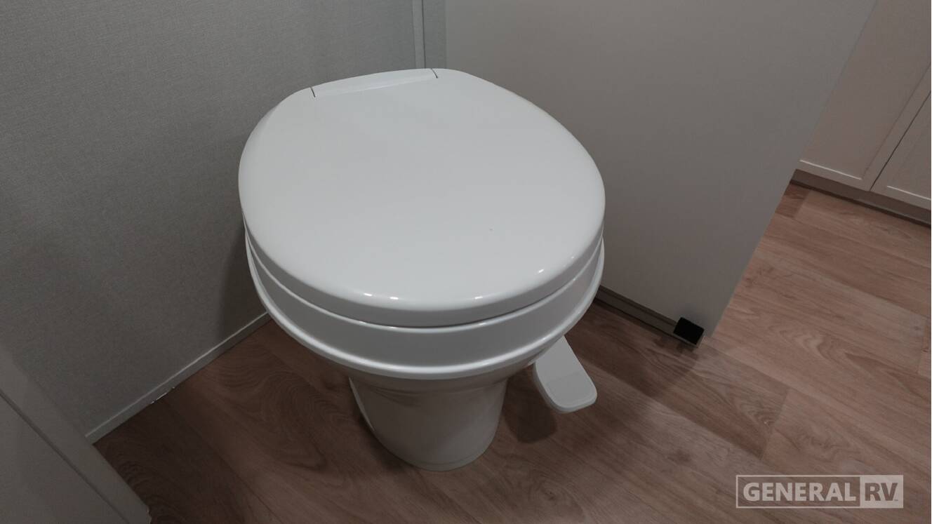 A photo of this 2026 Grand Design TRANSCEND 325BHT