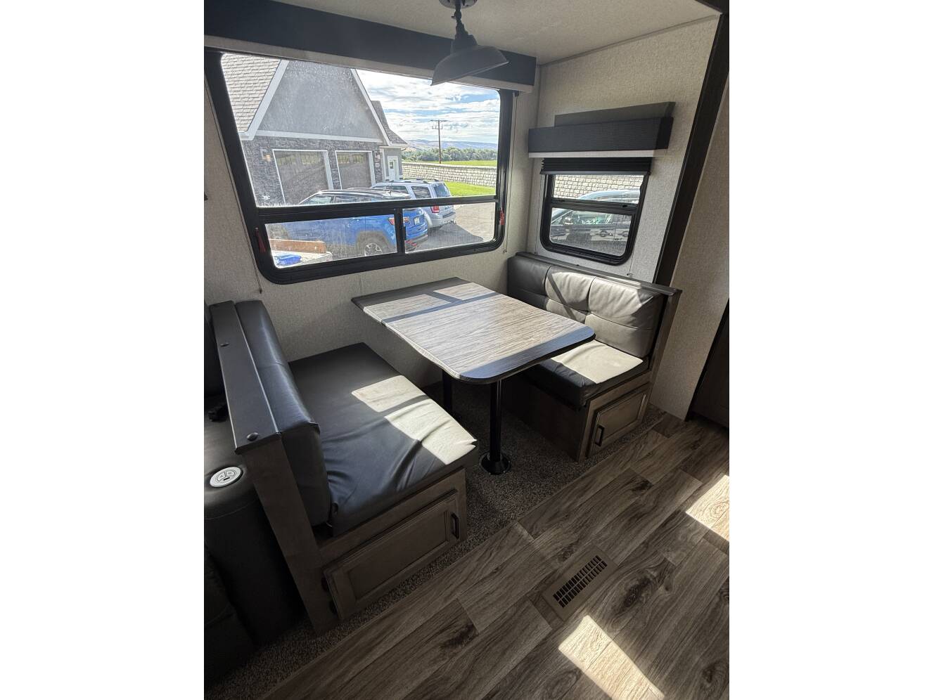 A photo of this 2022 Venture Rv SPORTTREK 251 VRK 251 VRK