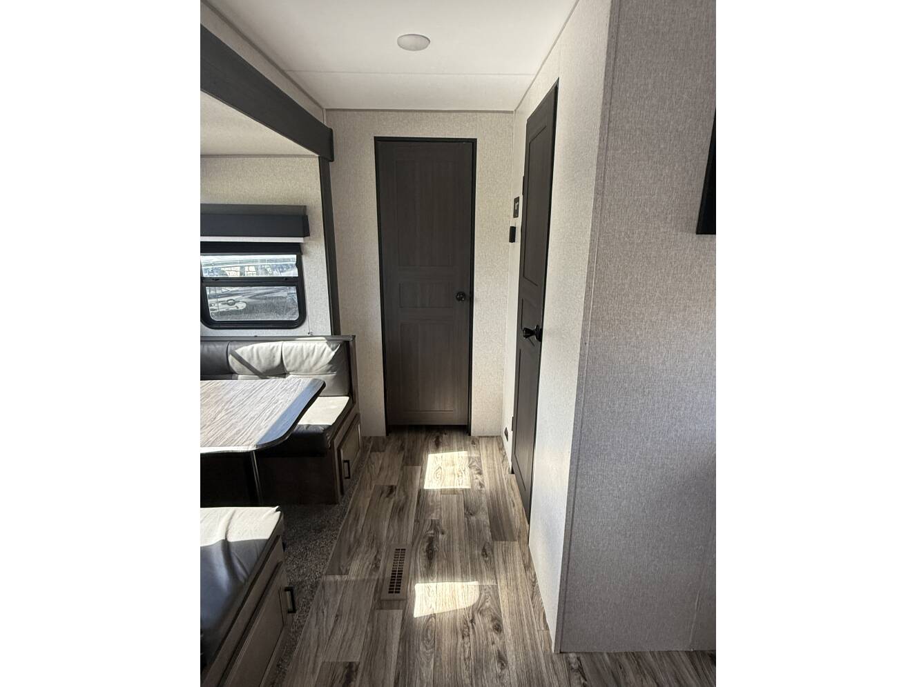 A photo of this 2022 Venture Rv SPORTTREK 251 VRK 251 VRK