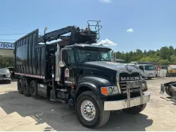 2005 Mack GU713