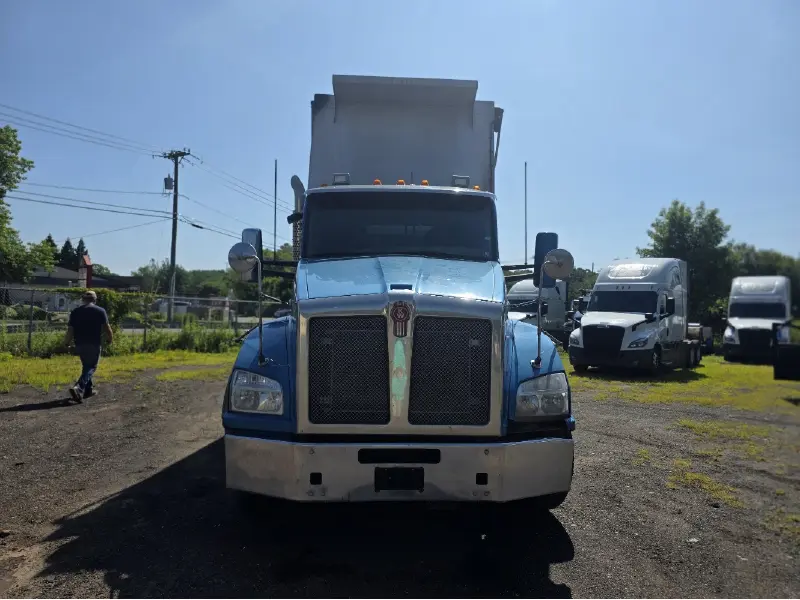 2016 Kenworth T880