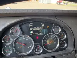 2016 Kenworth T880