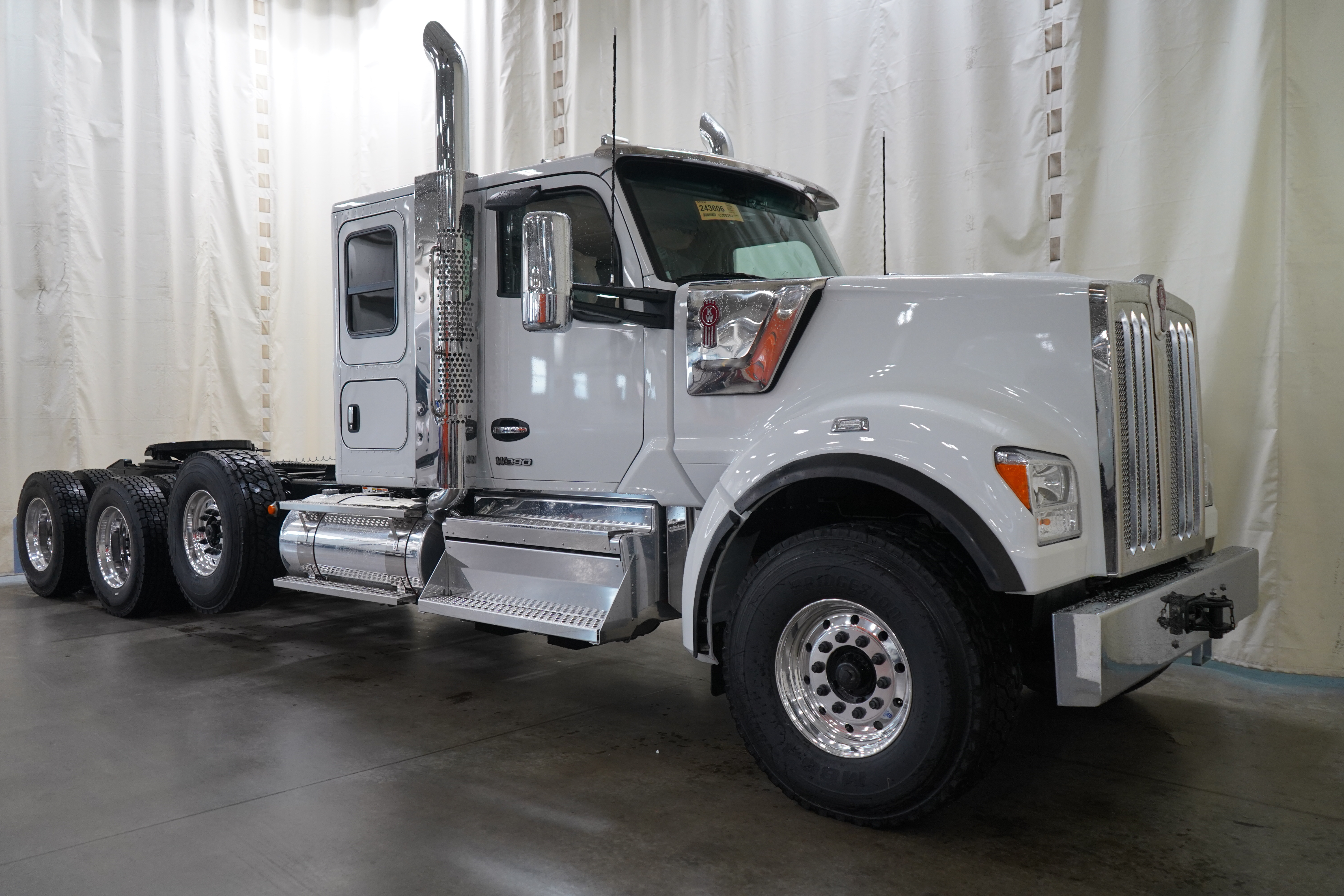 2027 KENWORTH W990 in Augusta, GA