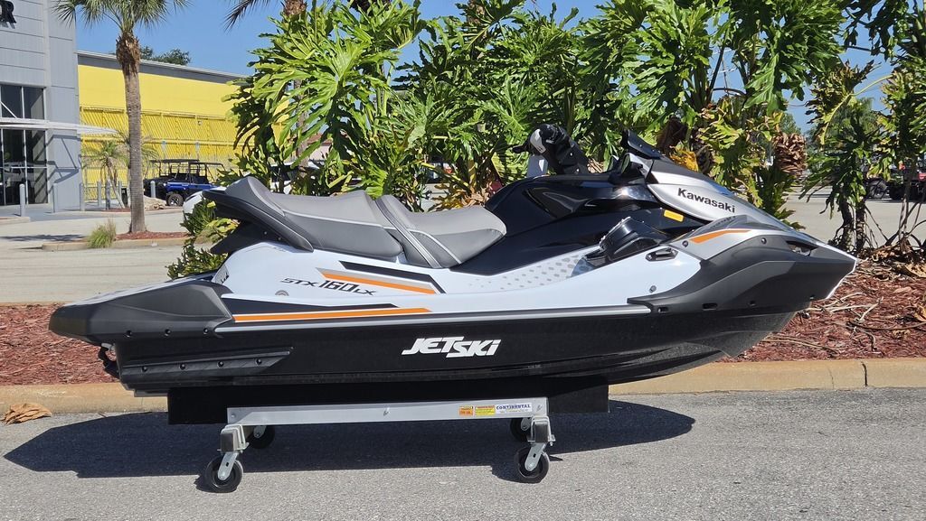 2026 Kawasaki Jet Ski® Ultra® 160 LX in lakeland FL