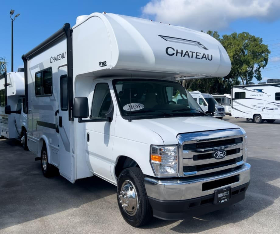 2026 Thor Motor Coach CHATEAU 19X RV