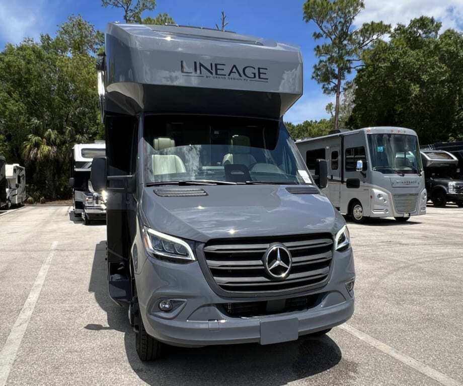 2026 Grand Design LINEAGE SERIES M 25FW-FBP in fort myers FL
