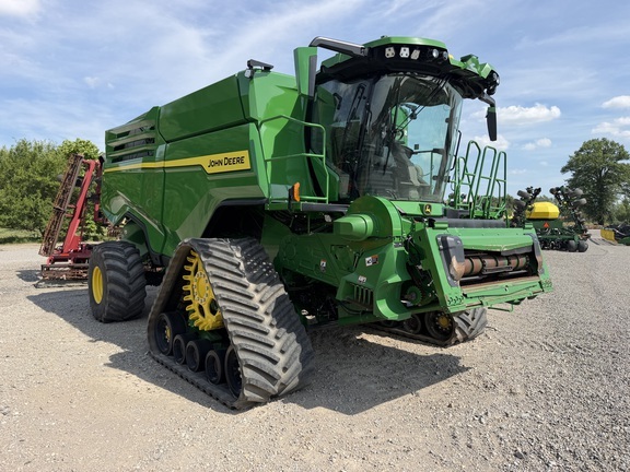 2023 John Deere X9 1100 in Richwood, OH