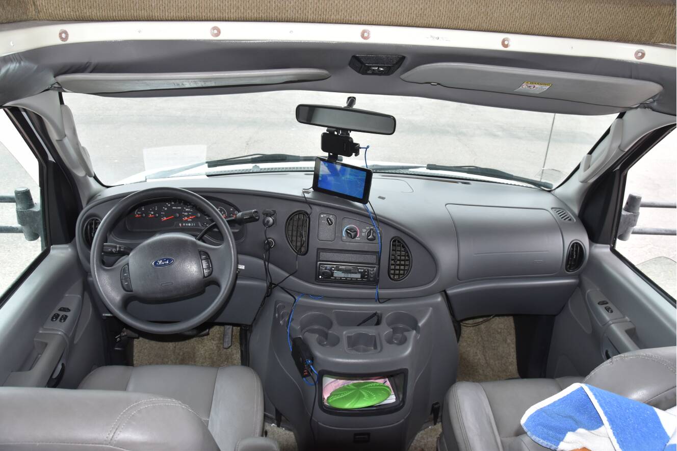 A photo of this 2005 Coachmen FREELANDER 3100SO