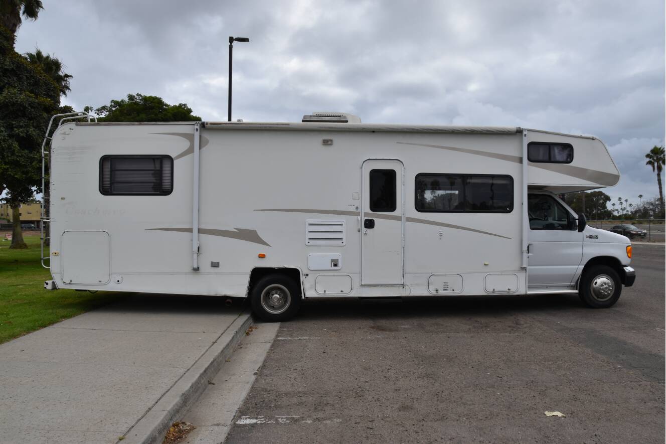 A photo of this 2005 Coachmen FREELANDER 3100SO