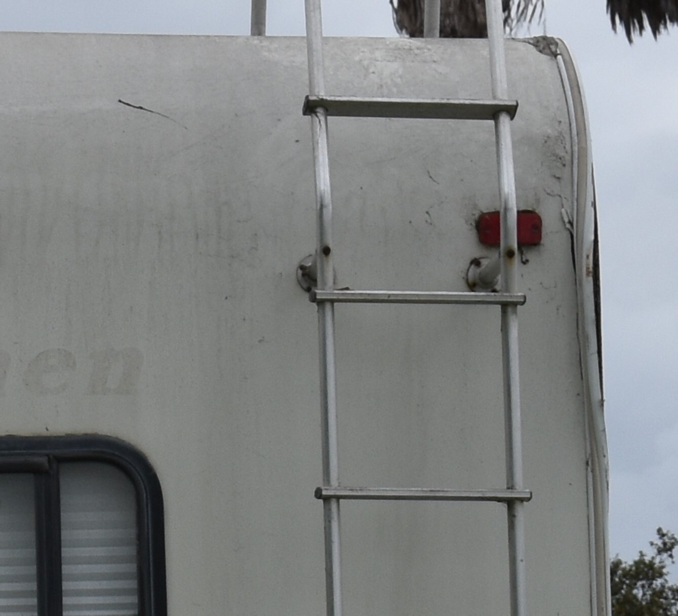 2005 Coachmen FREELANDER 3100SO in san diego CA