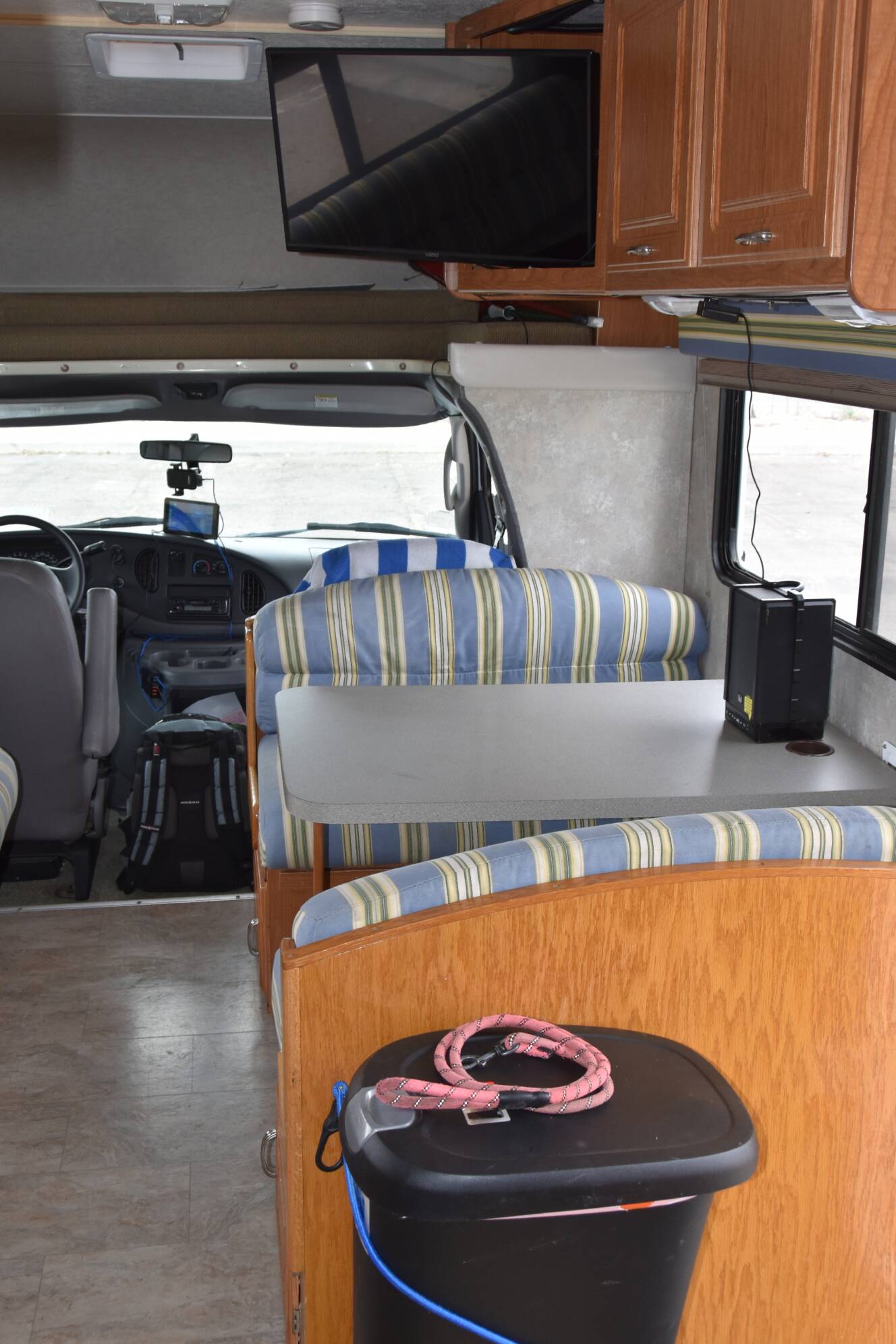 A photo of this 2005 Coachmen FREELANDER 3100SO