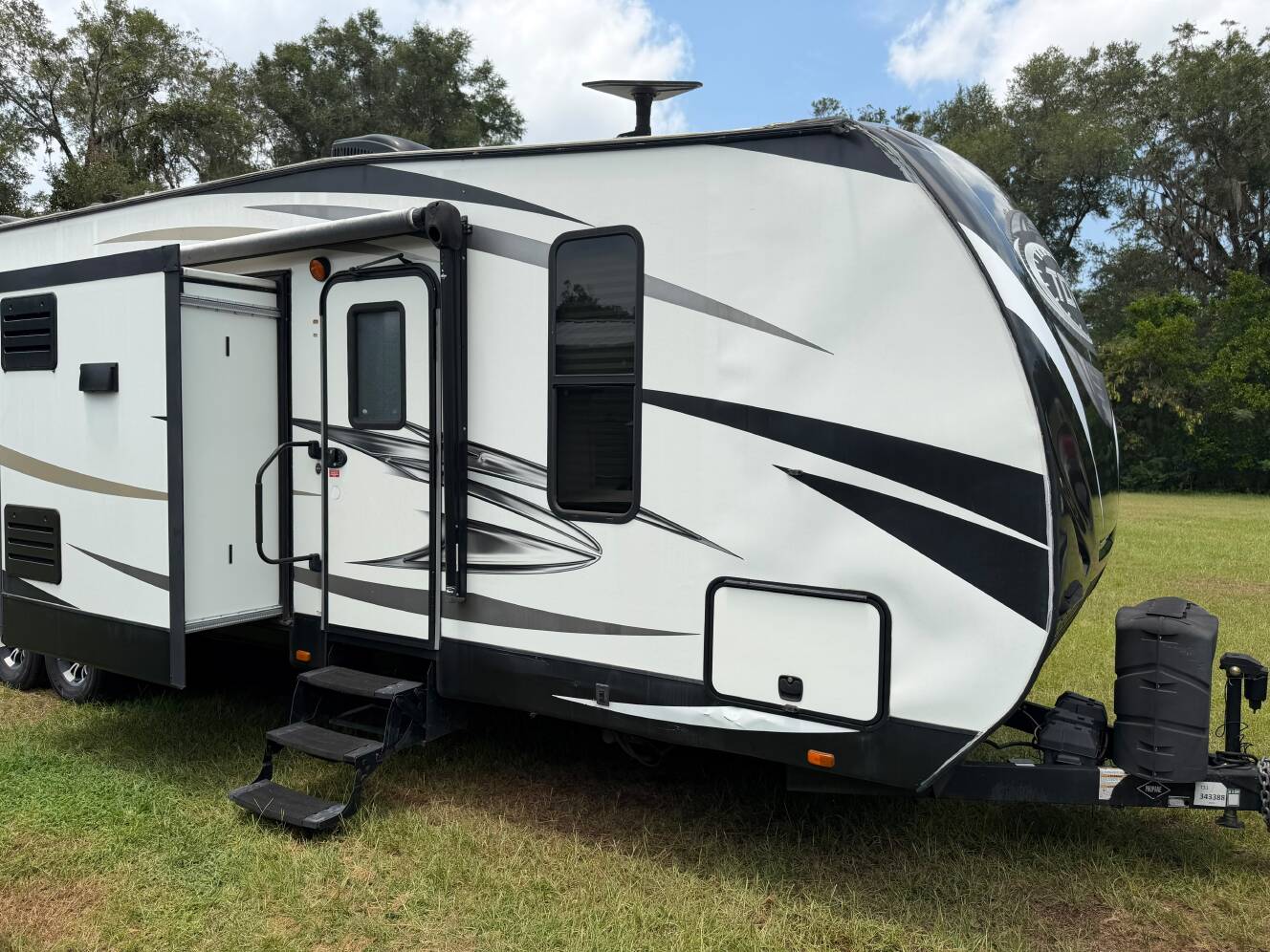 A photo of this 2017 Heartland TORQUE T31